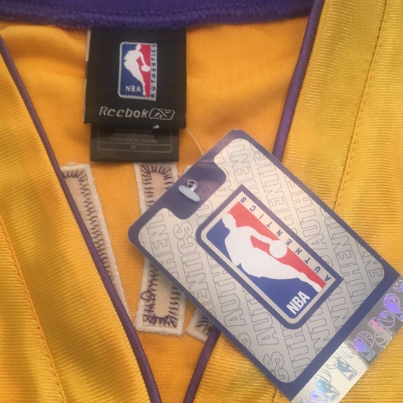 Reebok Kobe purple/gold jersey - Picture 8 of 15